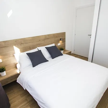 Olive Tree 2 Apartamento *