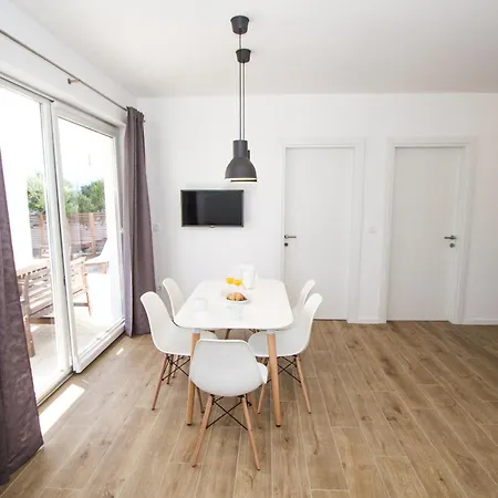 Olive Tree 2 Apartamento *