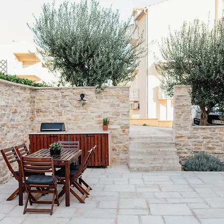 Olive Tree 2 Апартаменты *