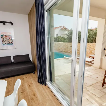 Apartamento Olive Tree 2 *