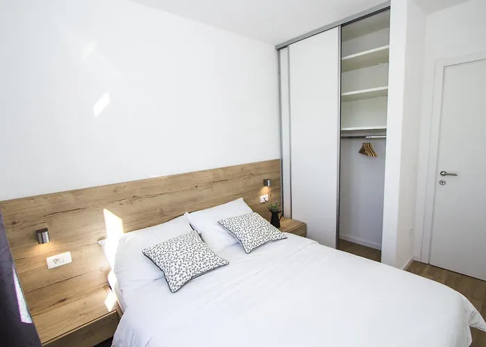 Olive Tree 2 Апартаменты Водице