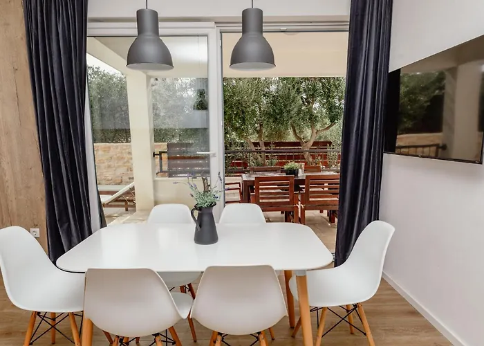 Olive Tree 2 Апартаменты